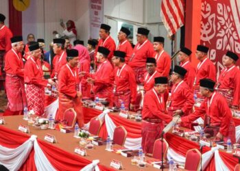 Sembilan tokoh dalam UMNO disebut-sebut akan bertanding jawatan Naib Presiden pada pemilihan parti akan datang.