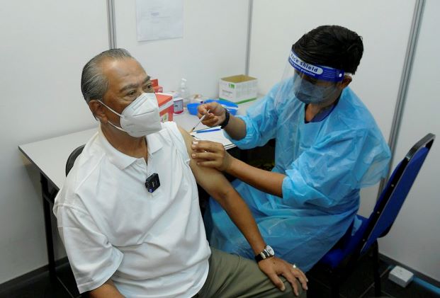 Vaksin penggalak malaysia