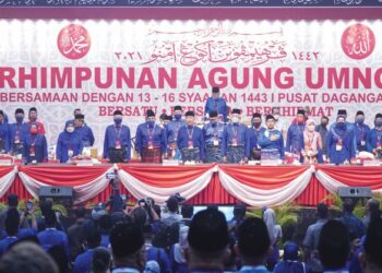 PEMILIHAN parti adalah platform bagi ahli-ahli menyatakan sokongan ke atas kepimpinan semasa atau melakukan perubahan sepenuhnya ke atas kepimpinan UMNO. – UTUSAN/MUHAMAD IQBAL ROSLI