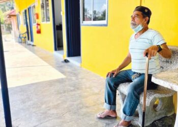ZABIDIN Man mengakui merindui suasana berbuka puasa dan menyambut hari raya bersama keluarga selepas menetap selama empat tahun di Rumah Sejahtera Batu Bertangkup, Padang Besar, Perlis. – FOTO/ASYRAF MUHAMMAD