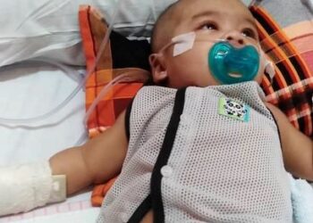 ANAK Nadzifah Said berusia empat bulan yang turut disahkan positif Covid-19 di Arau, Perlis baru-baru ini.