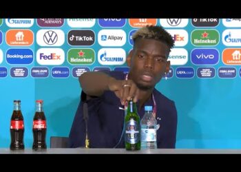 PAUL Pogba mengalihkan botol minuman keras penaja Euro 2020 dalam sidang akhbar.