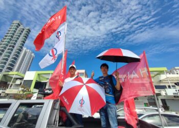 DALAM pilihan raya umum antara 1995 hingga 2004, DAP sering tewas dengan MCA dan Gerakan di kebanyakan kawasan pengundi bukan Melayu tetapi kini situasinya berubah. – UTUSAN/IQBAL HAMDAN