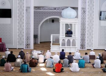 KHUTBAH yang disediakan JAIPk hari ini bertajuk Amalan Khurafat Merosakkan Akidah yang menyatakan amalan-amalan khurafat  yang sekian lama berakar umbi dalam masyarakat Melayu. GAMBAR HIASAN