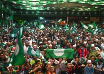 KERAJAAN Perpaduan perlu mencari titik kerjasama jitu bagi menghalang kebangkitan ‘gelombang hijau’ pada PRN nnti terutama di negeri Pantai Timur.