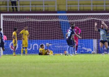 KEKALAHAN kepada Penang FC pada suku akhir Piala FA diharap  tidak meninggalkan ‘luka’ mendalam kepada Tok Gajah yang mahu bangkit memburu tiket Piala Malaysia.  - UTUSAN/SHAIKH AHMAD RAZIF