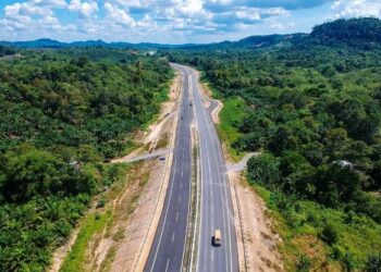 PROJEK Lebuh Raya Pan Borneo Sabah yang sedang dalam pembinaan.