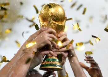 PIALA Dunia pentas terbesar dalam sejarah bola sepak.