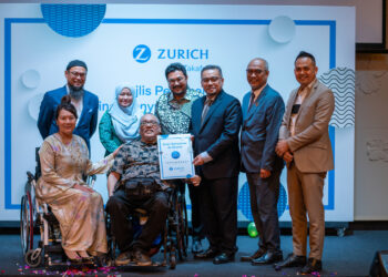 WAKIL-wakil Persatuan OKU Sentral, Zurich Takaful dan Teras Legacy bergambar bersama setelah pemeteraian MoU yang akan memperkasakan OKU di Malaysia melalui pembangunan keusahawanan.