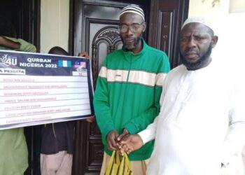 UMAT Islam Nigeria menunjukkan senarai nama pihak yang melakukan korban anjuran AQ4U Global di negara mereka tahun lalu.