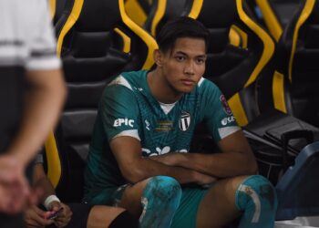 RAHADIAZLI Rahalim tidak dapat menyembunyikan kekecewaan ketika Terengganu FC tumpas kepada JDT. - IHSAN TERENGGANU FC