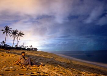 KAWASAN pantai di Rantau Abang, Dungun pernah menjadi tumpuan dunia sebagai lokasi pendaratan penyu belimbing, namun kini tidak lagi meriah kerana ketiadaan persarangan reptilia marin berkenaan. – FOTO/PUQTRA HAIRRY ROSLI