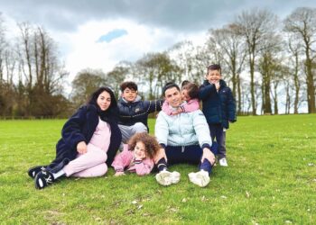 CRISTIANO Ronaldo bersama Georgina Rodriguez dan keluarga mereka.