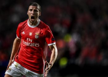 RUBEN Dias menjadi pertahanan terbaharu dibawa masuk Manchester City.