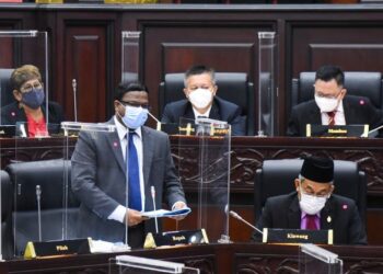 S. VEERAPAN sewaktu menjawab soalan wakil rakyat dalam sesi pertanyaan dan jawapan lisan Persidangan Pertama, Penggal Keempat Dewan Undangan Negeri (DUN) Negeri Sembilan Yang Ke-14 di Seremban.