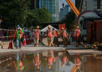 SEKTOR pembinaan memerlukan tenaga kerja asing berikutan warga tempatan tidak berminat dengan kekosongan pekerjaan yang ada.