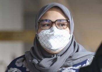 Siti Bainun Ahd Razali juga diarah melaksanakan khidmat masyarakat selama 200 jam yang perlu disempurnakan dalam tempoh enam bulan selepas tamat hukuman penjara.