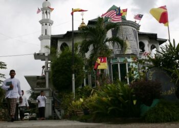 MAJORITI pusat tahfiz bergantung sepenuhnya kepada yuran pelajar dan sumbangan orang ramai untuk menampung perbelanjaan operasi asas harian. – UTUSAN/ZULFADHLI ZAKI