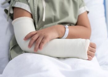 Jatuh antara kecederaan paling kerap berlaku dalam kalangan kanak-kanak berusia satu hingga empat tahun.