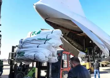 PAKEJ bantuan kemanusiaan yang disediakan oleh Arab Saudi untuk mangsa gempa bumi di Syria. -AFP