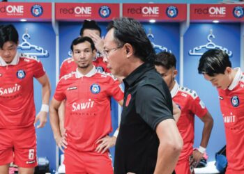 ONG Kim Swee mahu pemainnya waspada dengan kejutan yang mahu diberikan Kuala Lumpur City dalam aksi Piala FA hari ini.