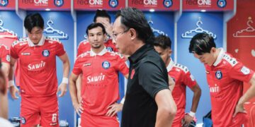 ONG Kim Swee mahu pemainnya waspada dengan kejutan yang mahu diberikan Kuala Lumpur City dalam aksi Piala FA hari ini.