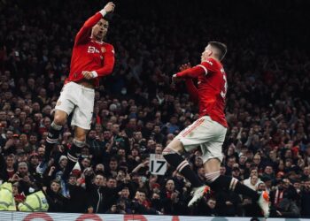 SCOTT McTominay (kanan) meledak gol kemenangan Manchester United ke atas Omonia Nicosia.