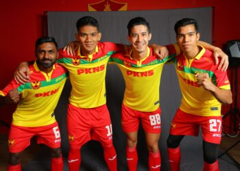 JERSI 'home' Selangor yang dilancarkan Isnin lalu habis terjual dalam tempoh kurang 48 jam.