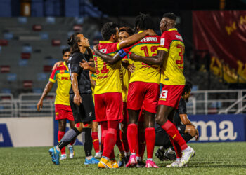 PEMAIN Selangor meraikan kemenangan kedua berturut-turut selepas menewaskan UiTM dalam aksi Liga Super, malam ini.- IHSAN FB Selangor FA