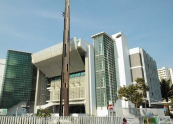 MASJID Assyafaah merupakan satu daripada dua masjid yang menjadi sasaran serangan remaja tersebut. - AGENSI