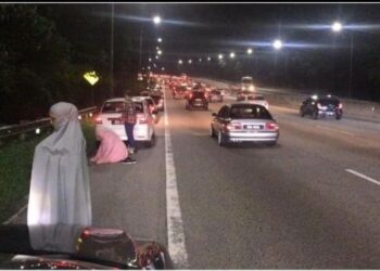 GAMBAR yang tular dalam laman sosial Jumaat lalu memaparkan pengguna menunaikan solat Subuh di lorong kecemasan di Kilometer (KM) 32 Lebuh Raya Kuala Lumpur–Karak (KLK). 