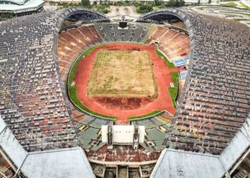 Stadium Shah Alam akan dibangunkan semula oleh kerajaan negeri Selangor. – UTUSAN/MUHAMAD IQBAL ROSLI