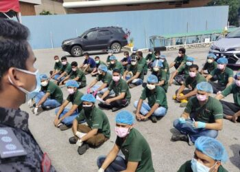 JABATAN Imigresen Malaysia Negeri Sembilan  menahan seramai 31 warga asing dalam operasi bersepadu di sebuah kilang pembuatan sarung tangan di Senawang, Seremban, semalam.