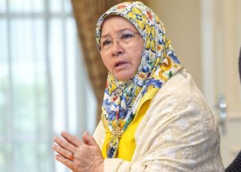 TUNKU AZIZAH AMINAH MAIMUNAH ISKANDARIAH