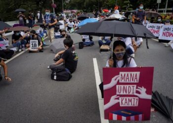 RAMAI menjangkakan berlaku tsunami anak muda dalam Pilihan Raya Umum Ke-15 (PRU-15). - UTUSAN/MUHAMAD IQBAL ROSLI