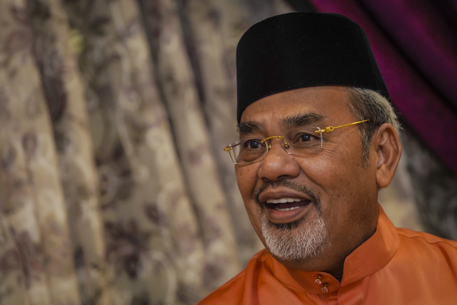 Pemimpin Umno dedah kerajaan Ismail Sabri hampir-hampir tumbang