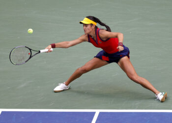 EMMA RADUCANU memahat sejarah tersendiri di Terbuka AS apabila muncul pemain pusingan kelayakan pertama merangkul kejuaraan Grand Slam selepas menewaskan Leylah Fernandez di pentas akhir, 12 September lalu.
