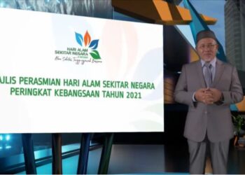 TUAN Ibrahim Tuan Man ketika berucap pada sambutan Hari Alam Sekitar Negara 2021 secara maya hari ini. – FOTO/IHSAN JABATAN ALAM SEKITAR
