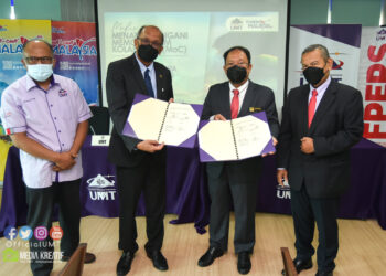 Majlis menandatangani kolaborasi kerjasama antara UMT dan Tourisam Malaysia di Putrajaya, semalam.