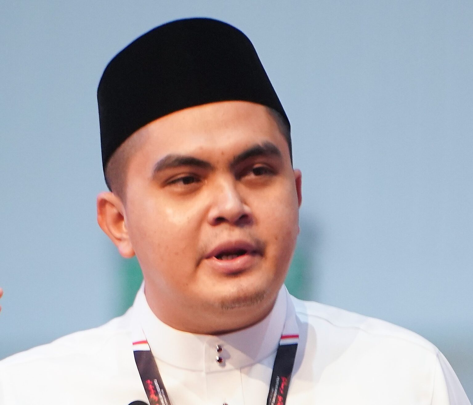 ‘Kekal berprinsip’ - Akmal Salleh
