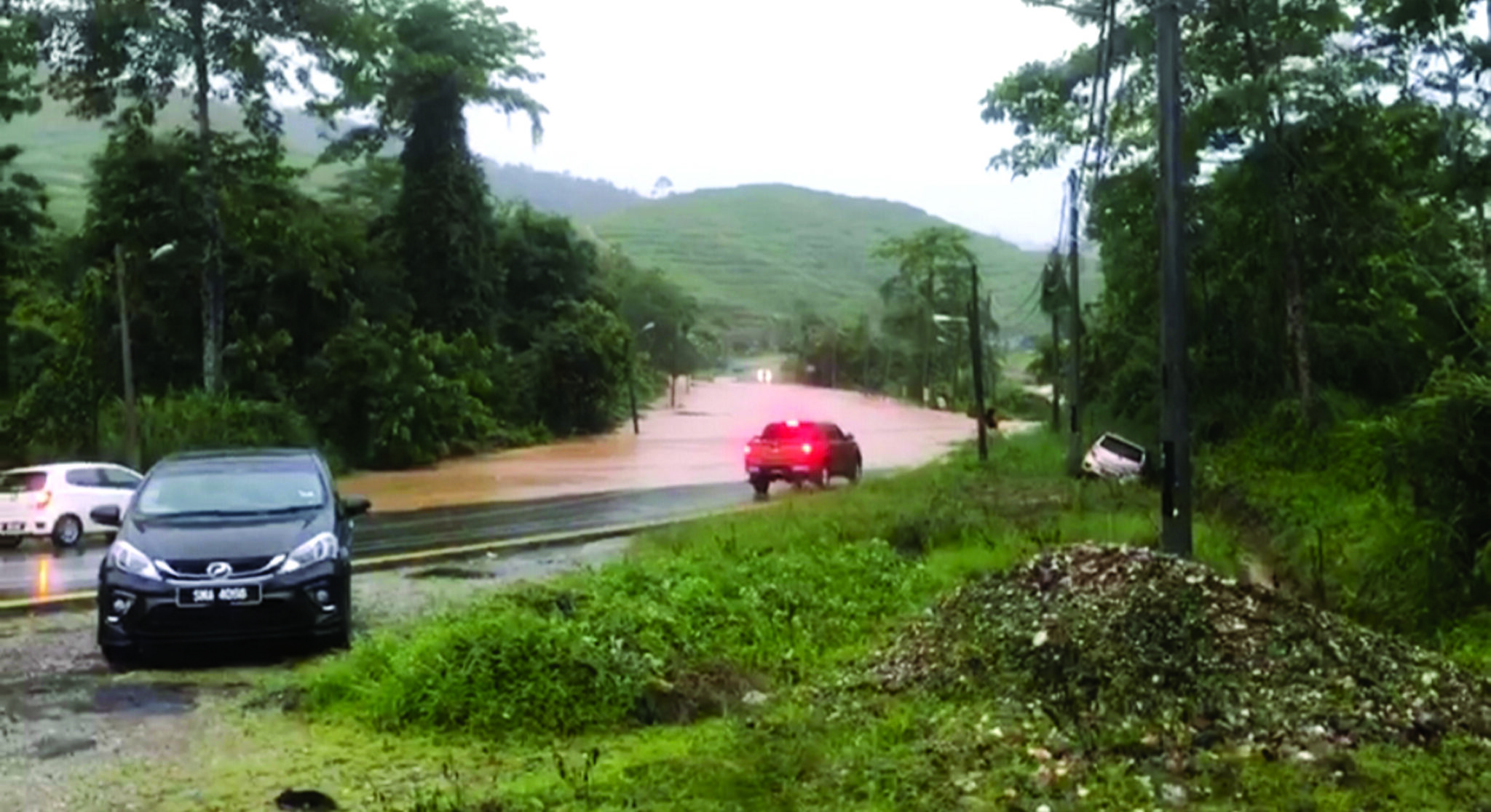 Kejadian banjir kilat di Sintok semakin serius, membimbangkan  Utusan
