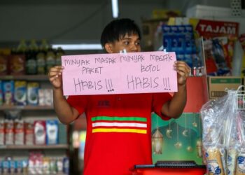 KERAJAAN mesti mempunyai maklumat  terperinci mengenai pengeluar dan kapasiti pengeluaran untuk setiap peringkat rantaian pengeluaran. – UTUSAN/ SHAHIR NOORDIN