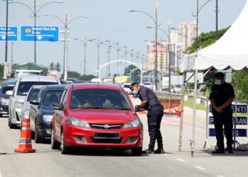 Kelonggaran merentas daerah antara yang diharapkan oleh penerima vaksin lengkap dua dos. - UTUSAN/ZULHANIFA SIDEK