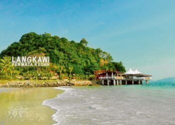 PELANCONG perlu menjalani ujian pengesanan Covid-19 (RT-PCR atau RTK-Antigen) di mana-mana fasiliti kesihatan dan makmal swasta dalam tempoh 48 jam sebelum ke Langkawi.