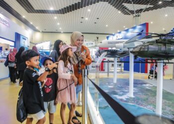 RUANG pameran yang dicadangkan untuk diperbesar bagi menempatkan lebih ramai pempamer pada acara dwitahunan LIMA di MIEC, Padang Matsirat di Langkawi. -UTUSAN/SHAHIR NOORDIN