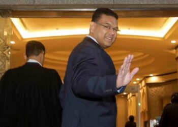 LOKMAN Noor Adam hadir di mahkamah bagi mendengar kes rayuannya di Mahkamah Rayuan Putrajaya di sini, hari ini.-UTUSAN/FAISOL MUSTAFA