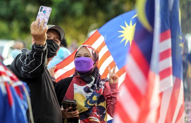 Hari kebangsaan 2021 tema Malaysia Prihatin