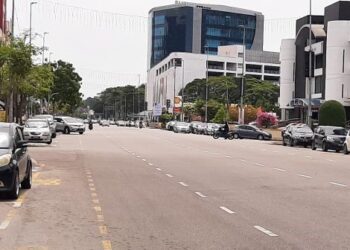 JALAN Hang Tuah, Banda Hilir, Melaka bakal sepi tanpa bazar Ramadan tahun ini. – UTUSAN/AMRAN MULUP