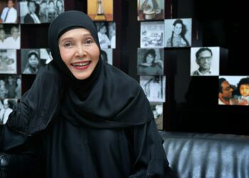 NOOR Kumalasari menasihati artis supaya mengambil peduli latar belakang individu yang mendekati mereka.