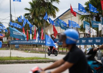 Barisan Nasional (BN) akan bertanding menggunakan lambang dacing pada pilhan raya negeri (PRN) akan datang.  – UTUSAN/ SHAHIR NOORDIN